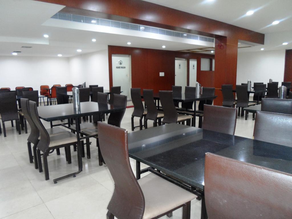Hotel Bhimas Paradise Tirupati Dış mekan fotoğraf