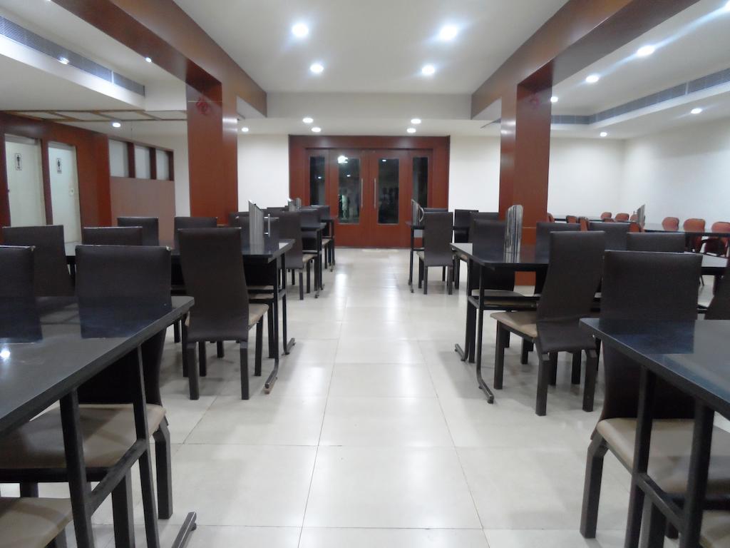 Hotel Bhimas Paradise Tirupati Dış mekan fotoğraf
