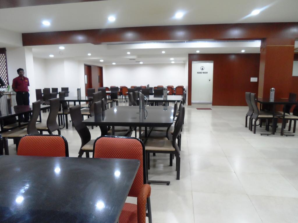 Hotel Bhimas Paradise Tirupati Dış mekan fotoğraf