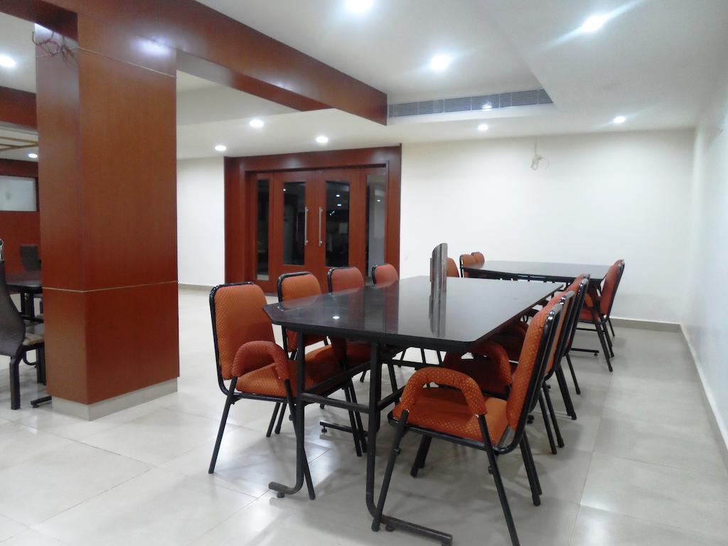 Hotel Bhimas Paradise Tirupati Dış mekan fotoğraf