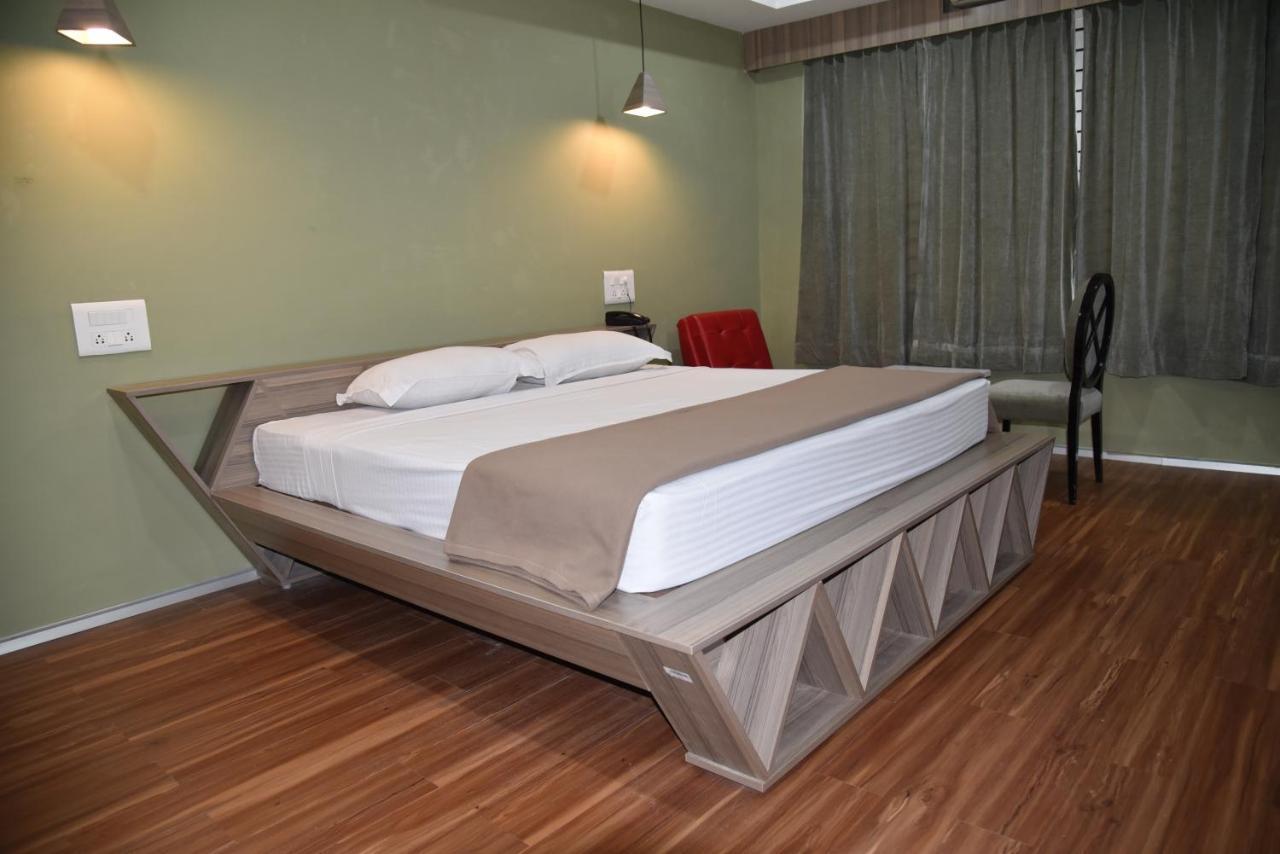 Hotel Bhimas Paradise Tirupati Dış mekan fotoğraf